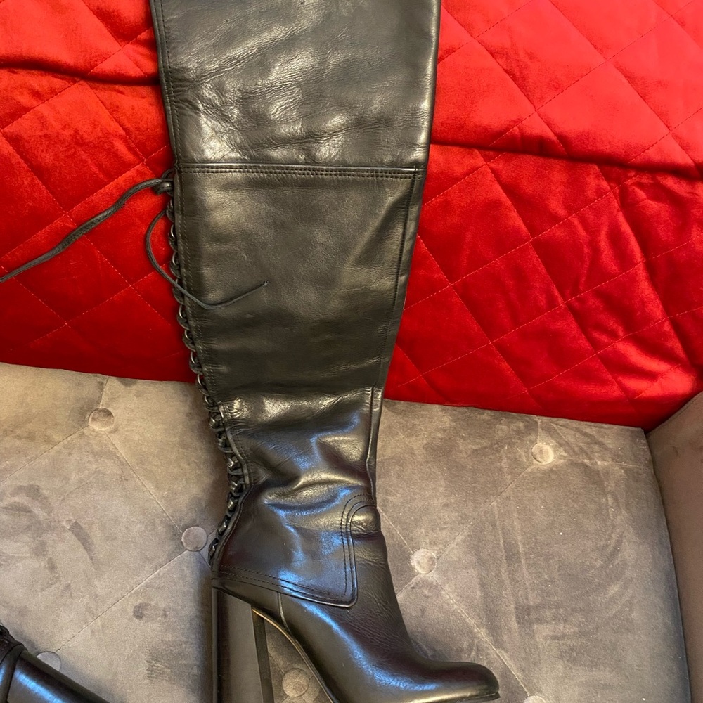 Black Leather over the knee very sexy Women's Boots. Great with leggings!